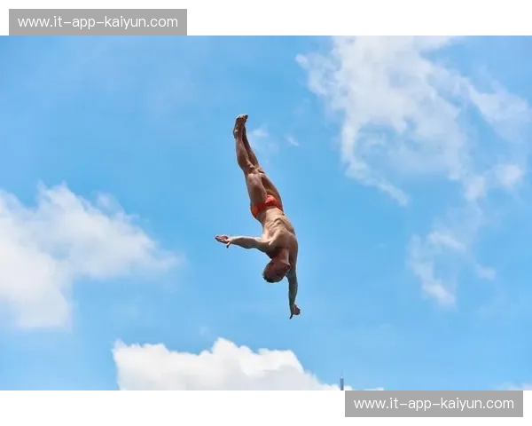 跳水手套：把勇气和温度一同戴上